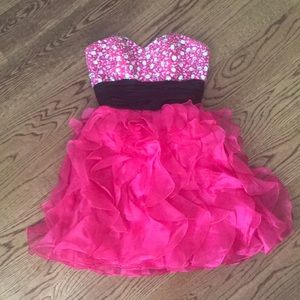 SHORT PROM DRESS/ HOMECOMING!